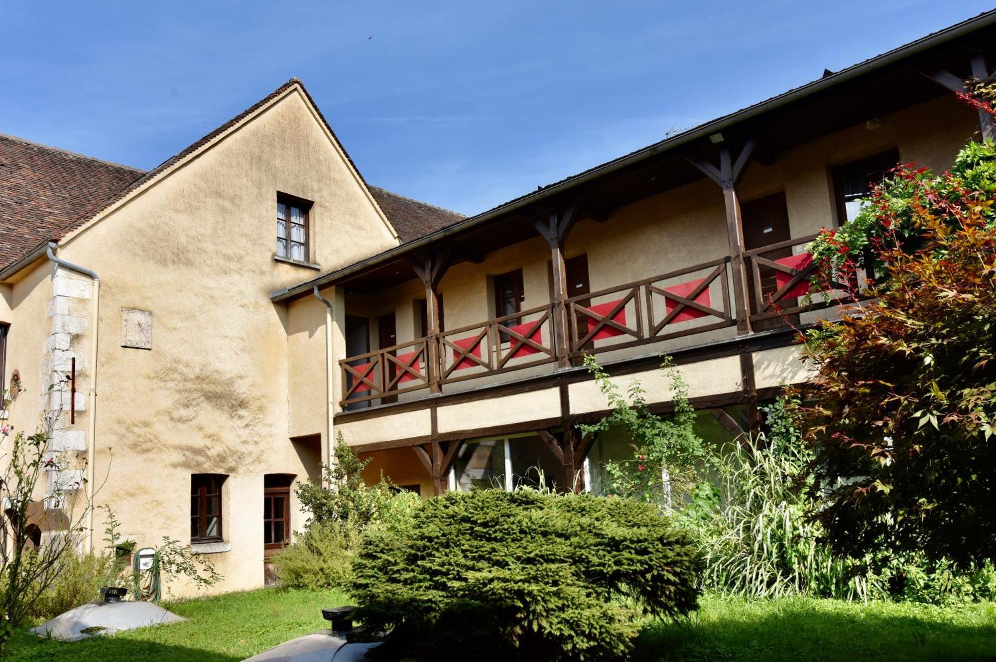 Le Relais Du Chateau Saint-Fargeau  Exterior photo